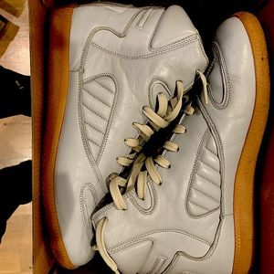MAISON MARGIELA
Men's Replica Mid-Top Sneakers